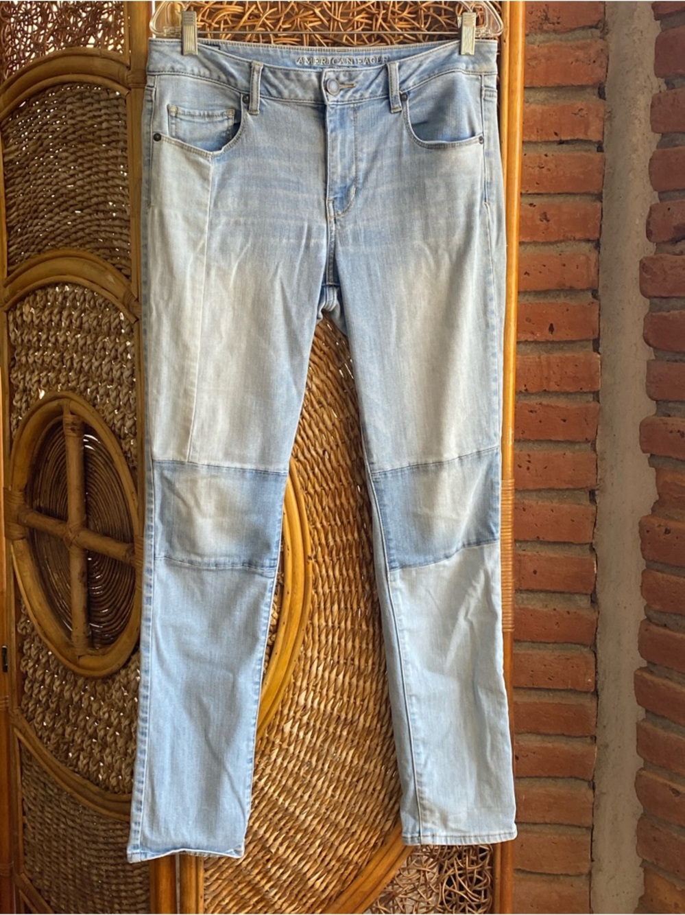 American Eagle Outfitters Light Blue Women’s Denim Jeans Size 12 Stretch Patches